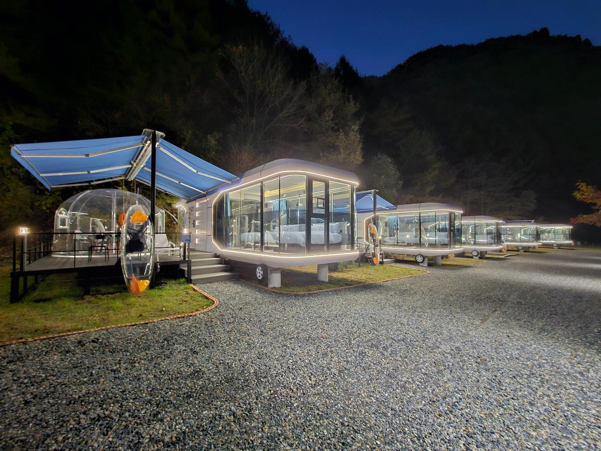 Galaxy X Hotel Type Caravan Glamping & Pension 평창 외부 사진